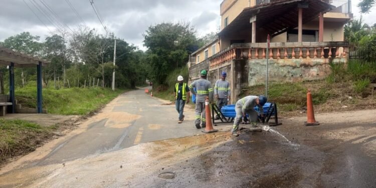 Obras de saneamento beneficiam 1,6 mil moradores do bairro Capuava, em São José dos Campos