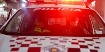 PM de SP resgata mãe e bebê ameaçados com faca após mais de seis horas de negociação em Votuporanga - Agência SP, a agência de notícias de São Paulo