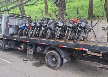 PM fiscaliza 1,2 mil motocicletas em operação contra crimes praticados por falsos entregadores em São Paulo