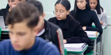 Provão Paulista: candidatos da EJA e outros inscritos podem consultar locais de prova a partir desta segunda-feira (19) - Agência SP, a agência de notícias de São Paulo